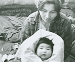 Mère et enfant dénés sayisi